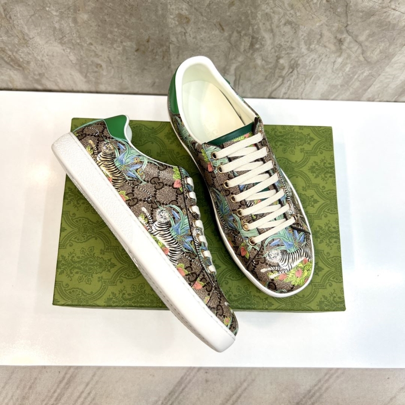 Gucci Sneakers